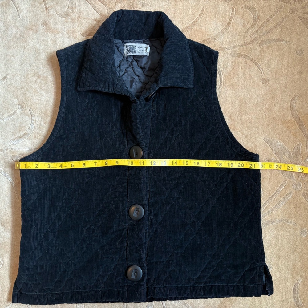 EUC, Habitat Black Corduroy Quilted Vest w/ Buttons, Collar & Side Slits. SZ L. - Picture 6 of 8